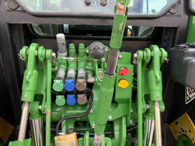 John Deere 5100M Tractor (ST23047)
