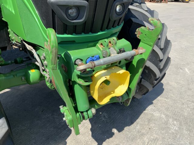 John Deere 6215R Tractor (ST23125)