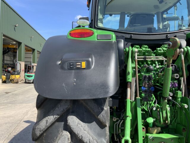 John Deere 6215R Tractor (ST23353)