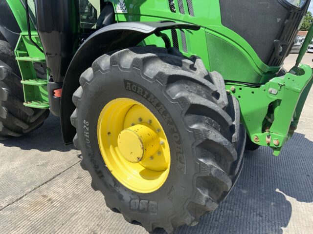 John Deere 6215R Tractor (ST23353)