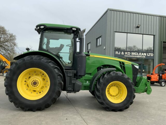 John Deere 8270R Tractor (ST21773)