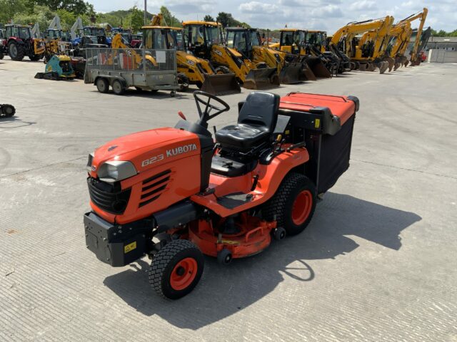 Kubota G23 Mower (ST23255)
