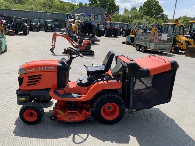 Kubota G23 Mower (ST23255)