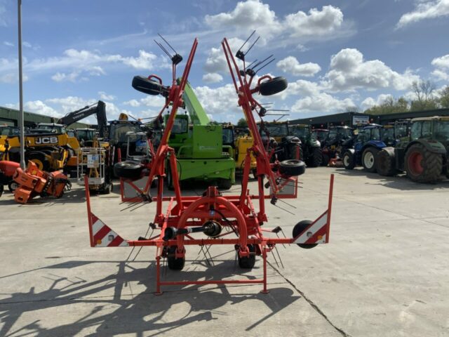 Kuhn GF6401 MH Digidrive 6 Star Tedder (ST23140)