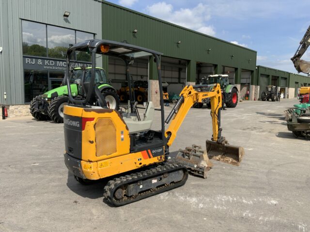 Liugong 9018F Digger (ST23215)