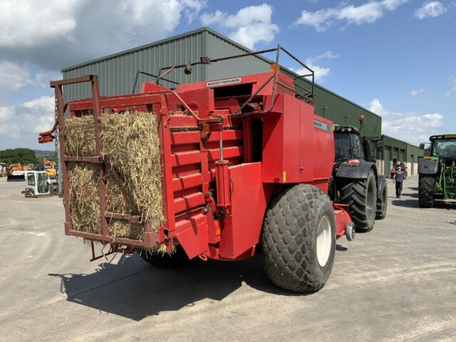 Massey Ferguson 190 LB Square Baler (ST23139)
