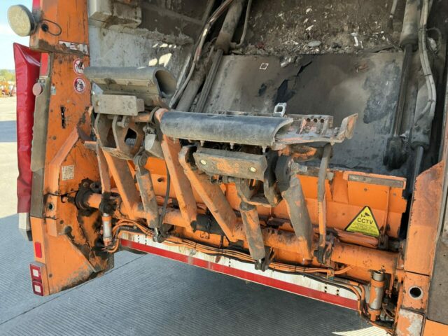 Mercedes 2630 eEconic Bin Lorry (ST22868)