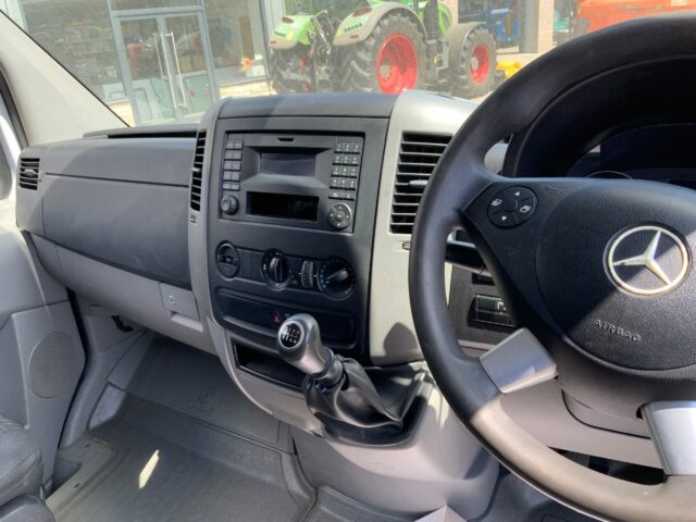 Mercedes Crew Cab 314 CDI Sprinter - Tipper (ST22353)