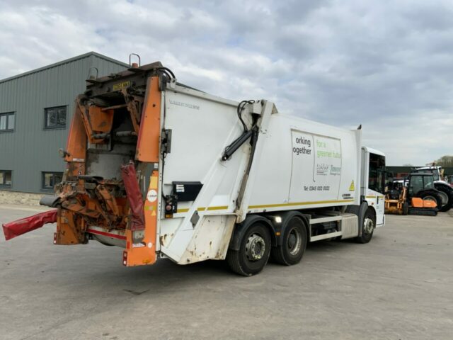 Mercedes Econic 2630 Refuse Truck (ST22884)