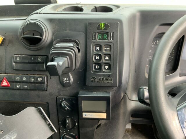 Mercedes Econic 2630 Refuse Truck (ST22884)