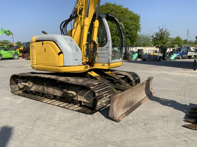 New Holland E135 SR Digger (ST22211)