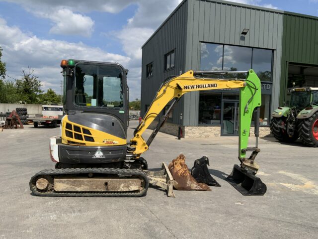 New Holland E39B SR Digger (ST22565)