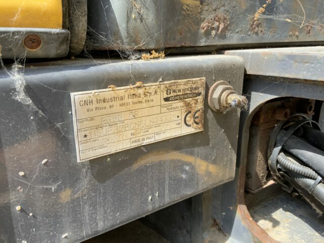 New Holland E39B SR Digger (ST22565)