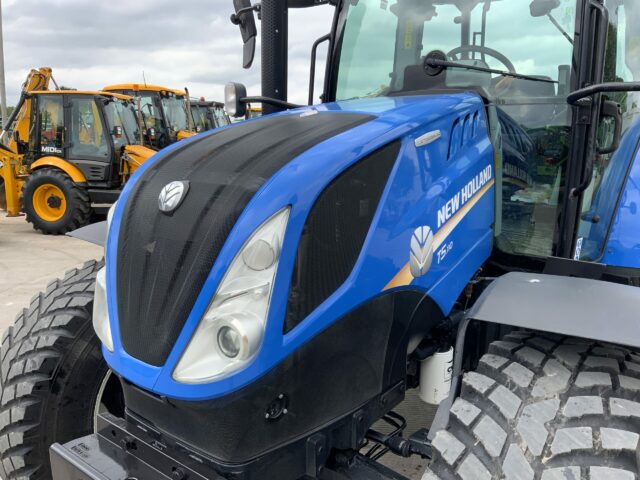 New Holland T5.110 Tractor (ST22230)