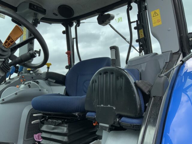 New Holland T5.110 Tractor (ST22230)