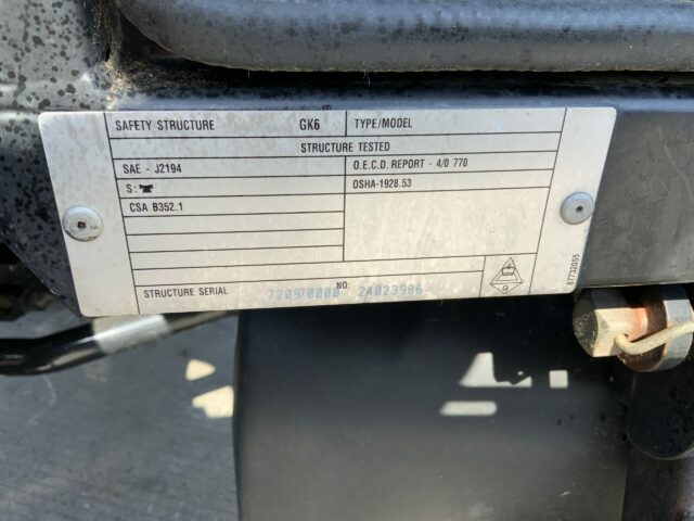 New Holland TD5030 Tractor (ST23208)