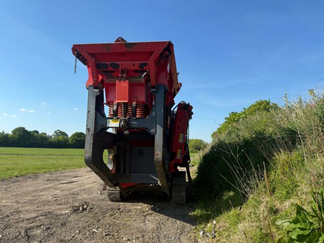 Sandvik QJ241 Crusher (ST22582)