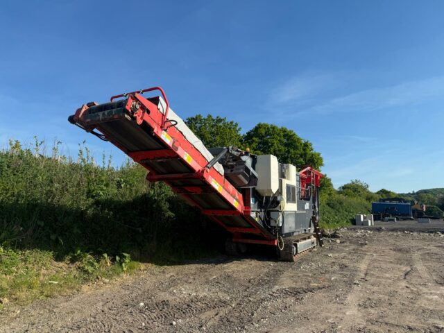 Sandvik QJ241 Crusher (ST22582)
