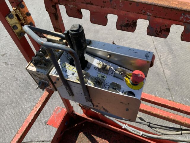 Skyjack SJ6832 Scissor Lift (ST22203)