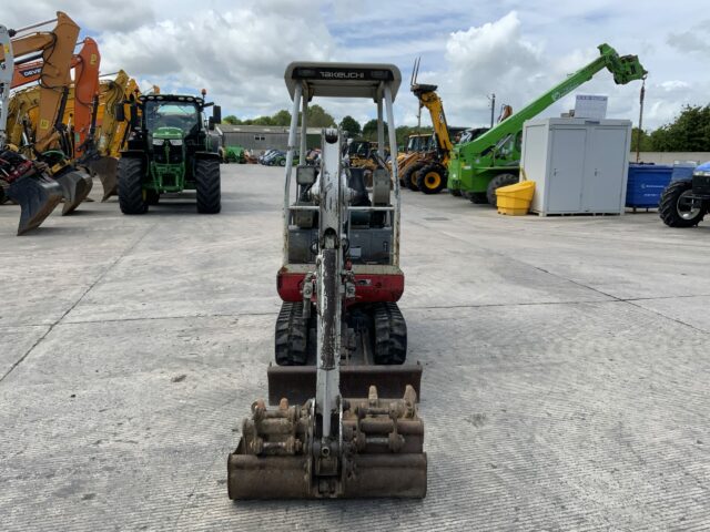 Takeuchi TB014 Digger (ST23522)