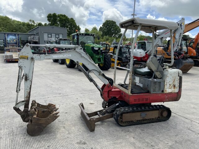 Takeuchi TB014 Digger (ST23522)