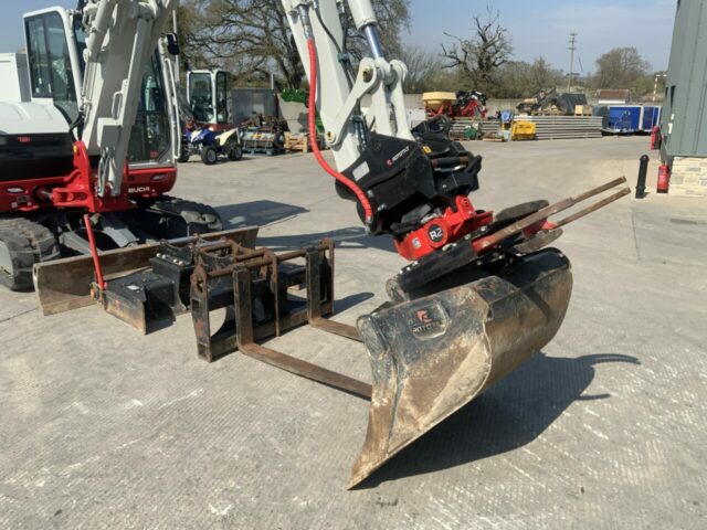 Takeuchi TB370 Complete With Rototilt Rotator (ST22841)