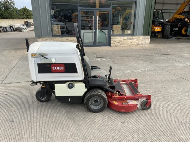 Toro Z8000 Series Lawn mower (ST21609)