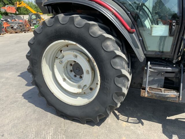 Valtra N123 Hi Tech Tractor With Roof Mounted Botex 560TL Crane (ST23285)