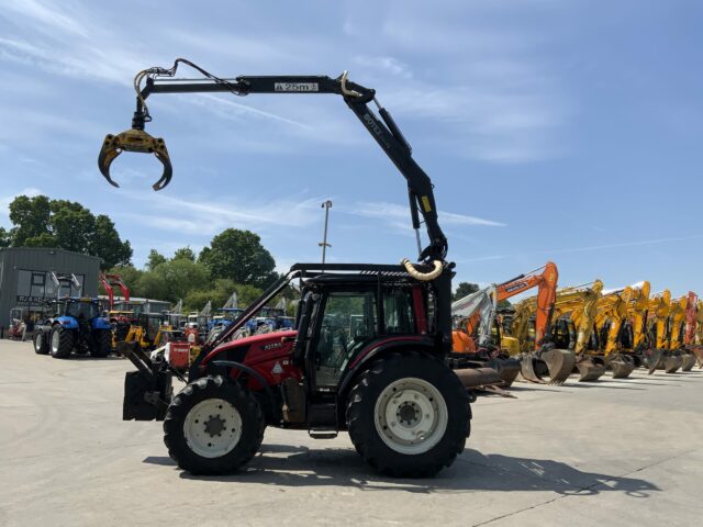 Valtra N123 Hi Tech Tractor With Roof Mounted Botex 560TL Crane (ST23285)