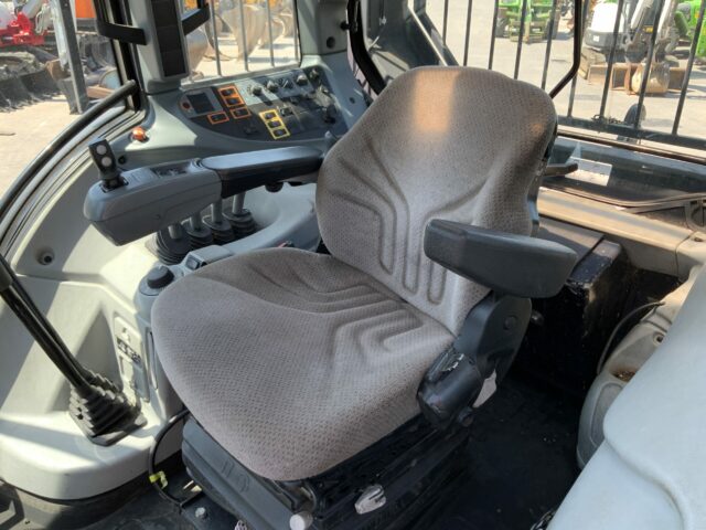Valtra N123 Hi Tech Tractor With Roof Mounted Botex 560TL Crane (ST23285)
