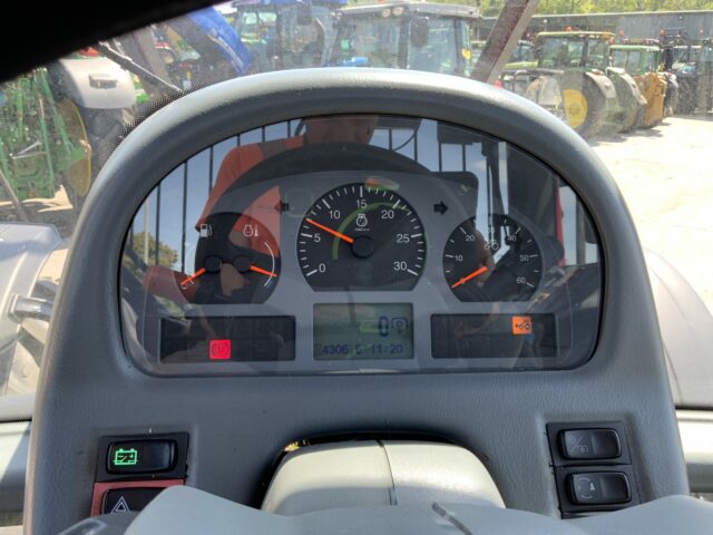 Valtra N123 Hi Tech Tractor With Roof Mounted Botex 560TL Crane (ST23285)