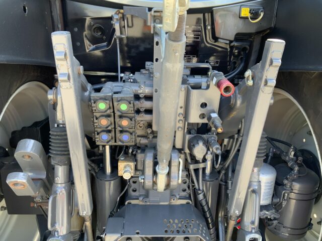 Valtra N154 Active Tractor (ST23223)