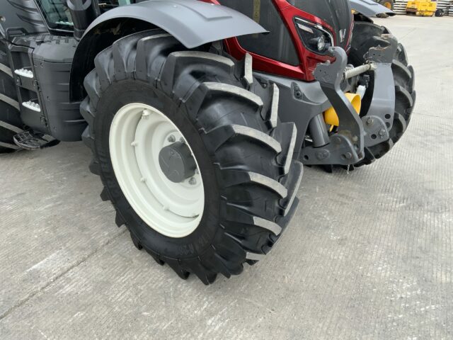 Valtra N174 Active Tractor (ST22969)