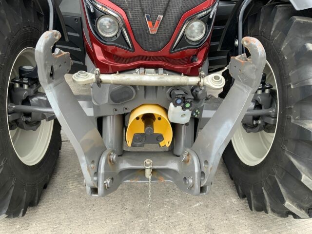 Valtra N174 Active Tractor (ST22969)