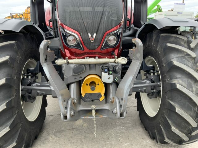 Valtra N174 Active Tractor (ST22969)