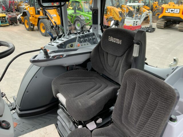 Valtra N174 Active Tractor (ST22969)