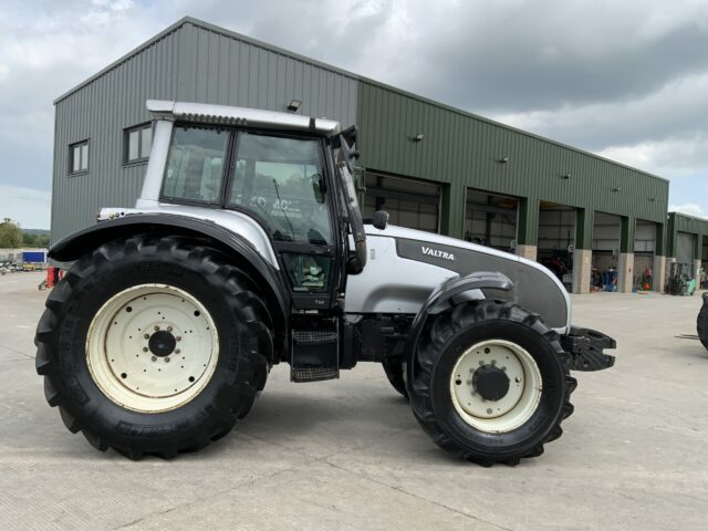Valtra T160 Twin Track Reverse Drive Tractor (ST23284)