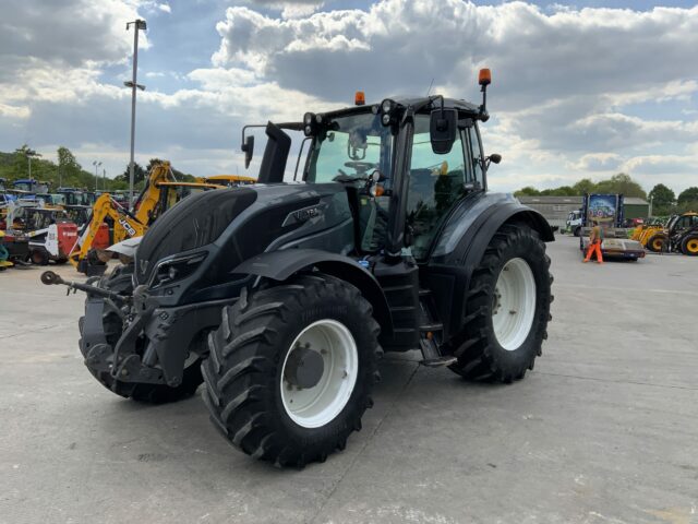 Valtra T174 Active Tractor (ST23168)