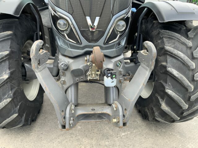 Valtra T174 Active Tractor (ST23168)