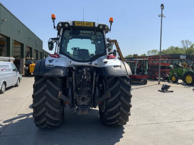 Valtra T234 Versu Twin Track Reverse Drive (ST23094)