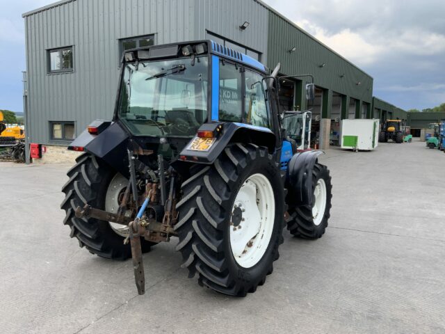 Valtra/Valmet 6800 Tractor (ST23222)