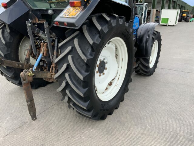 Valtra/Valmet 6800 Tractor (ST23222)