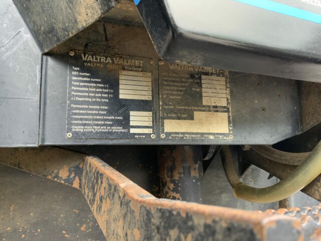 Valtra/Valmet 6800 Tractor (ST23222)