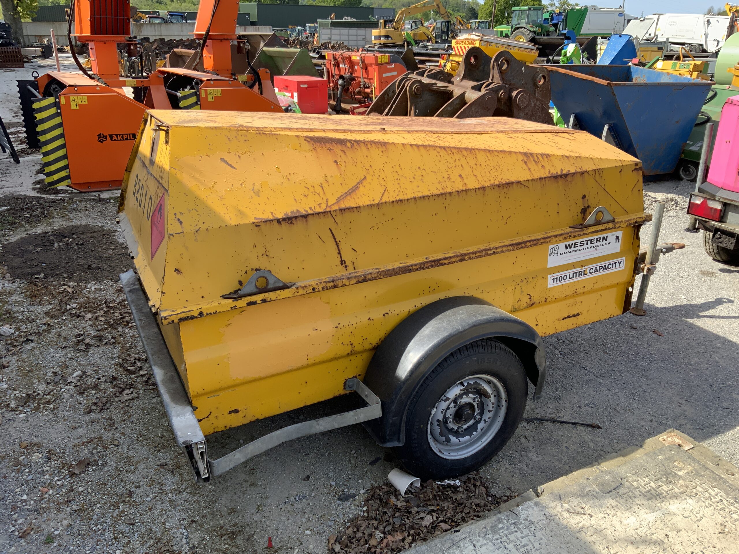 Western 1100 Litre Fuel Tank Western 1100 Litre Fuel Tank