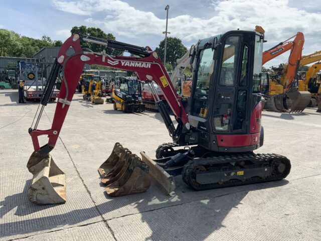 Yanmar Vio 26-6 Digger (ST23196)