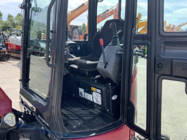 Yanmar Vio 26-6 Digger (ST23196)