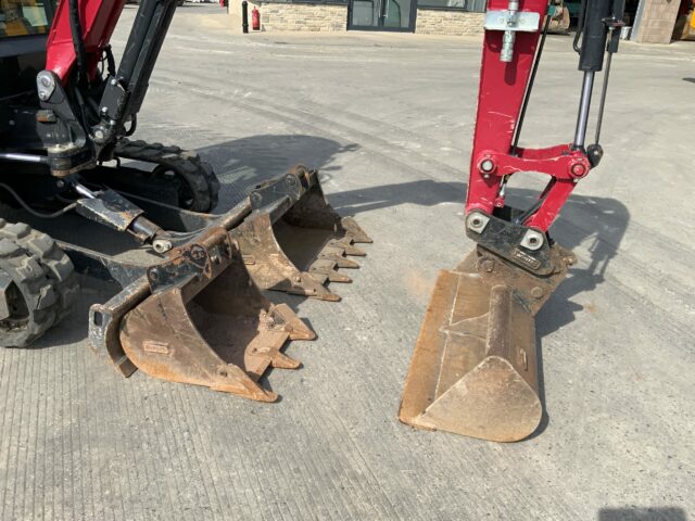 Yanmar Vio 27-6 Digger (ST23109)