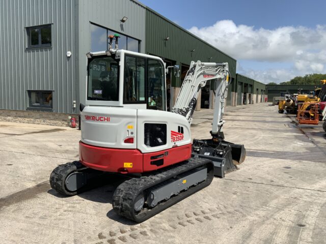 Takeuchi TB350 Digger (ST23176)