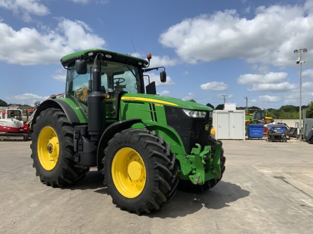 John Deere 7250R Tractor (ST23494)