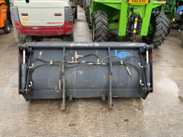 JCB 6FT 4 in 1 Bucket